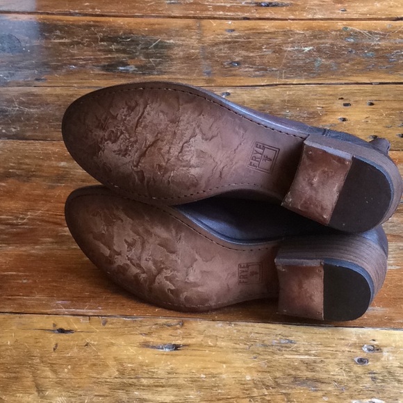 NWOT Frye Boots - Picture 5 of 6